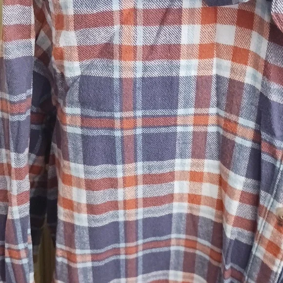 UNIVERSAL THREAD PLAID FLANNEL SHIRT - Picture 2 of 4